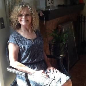 Meet your Posher, Carolyn